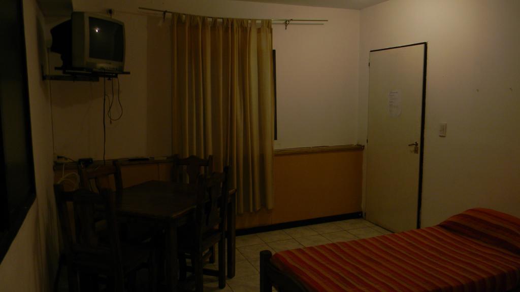 Punto Urbano Hostel Mendoza Oda fotoğraf