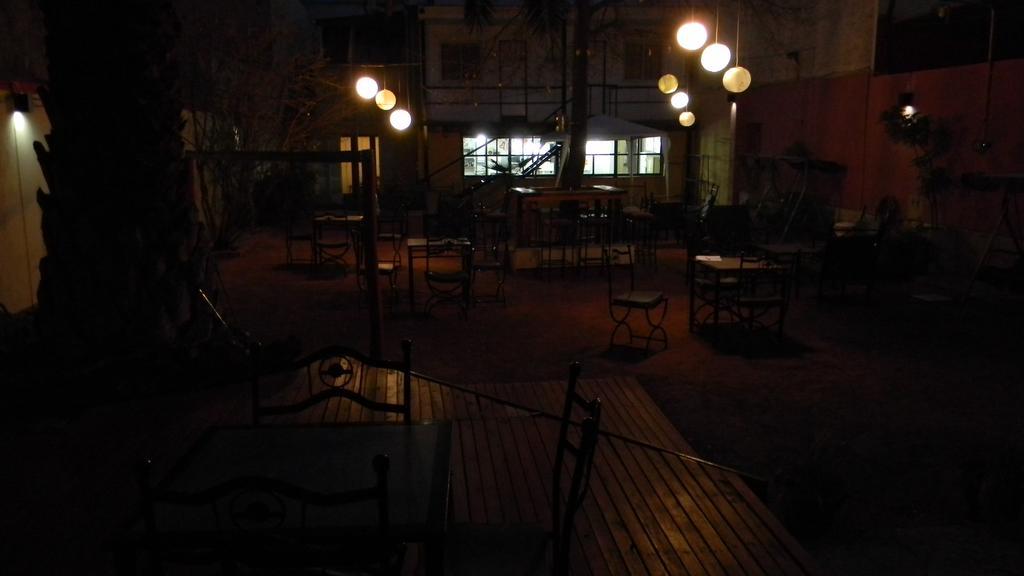 Punto Urbano Hostel Mendoza Dış mekan fotoğraf