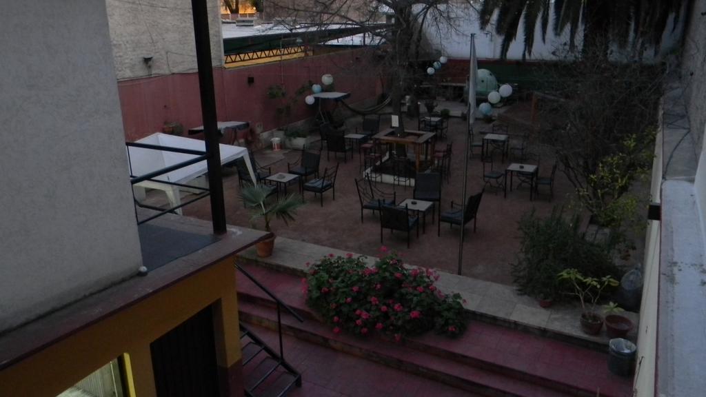 Punto Urbano Hostel Mendoza Dış mekan fotoğraf
