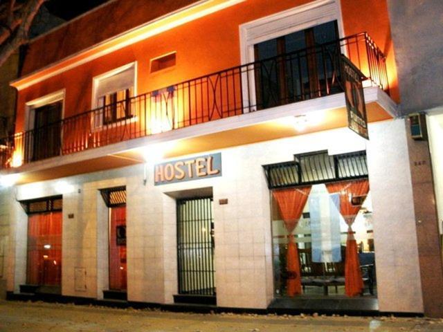 Punto Urbano Hostel Mendoza Dış mekan fotoğraf